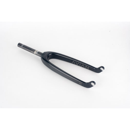 Fourche Carbone Avian Versus Youth noir mat